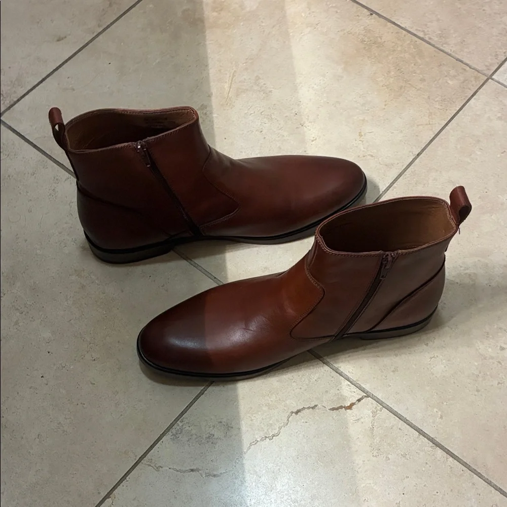 NWOB Giorgio Brutini Men's Leather Zip Up Ankle Boots in Rich Brown in Sz 13M